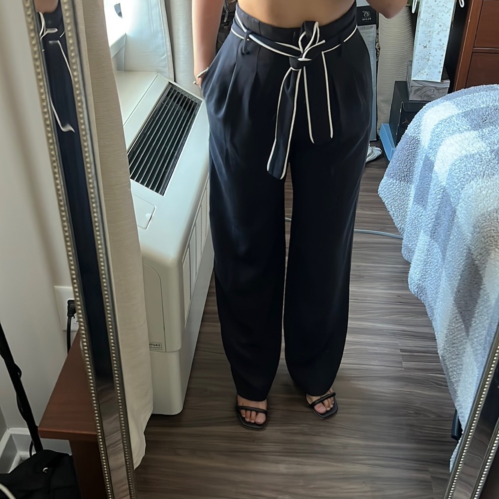 Wide leg trousers with belt